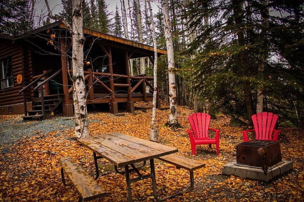 An exterior view of an angler's cabin at Bakers Narrows Lodge.