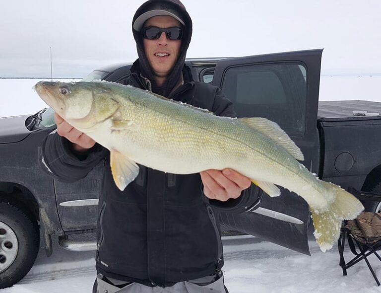 Fully guided on Lake Athapapuskow