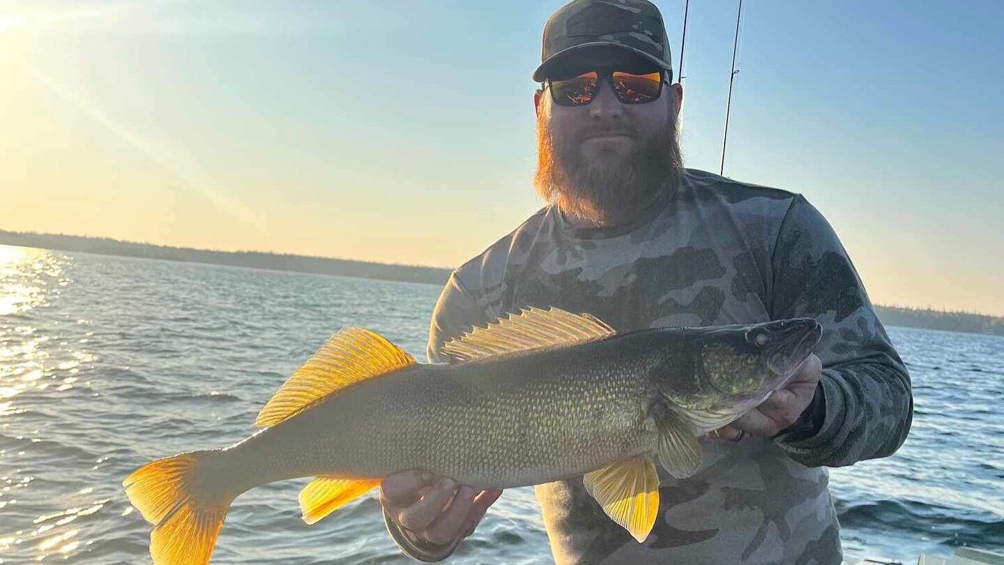 Guided Fall Fishing Excursions for Trophy Walleye in Manitoba
