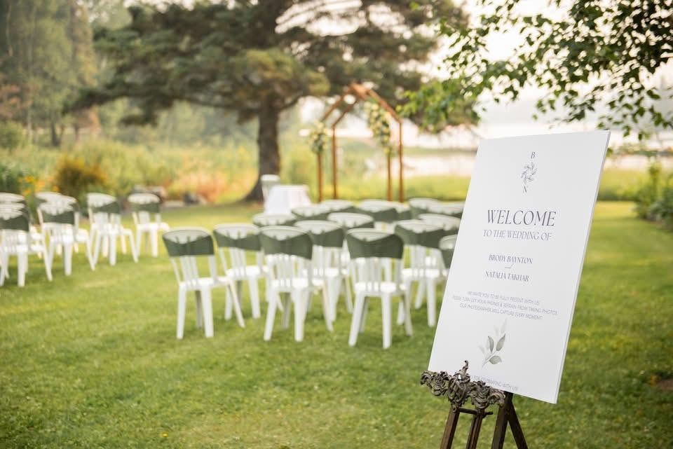 Lakeside Venues For Destination Weddings in Manitoba